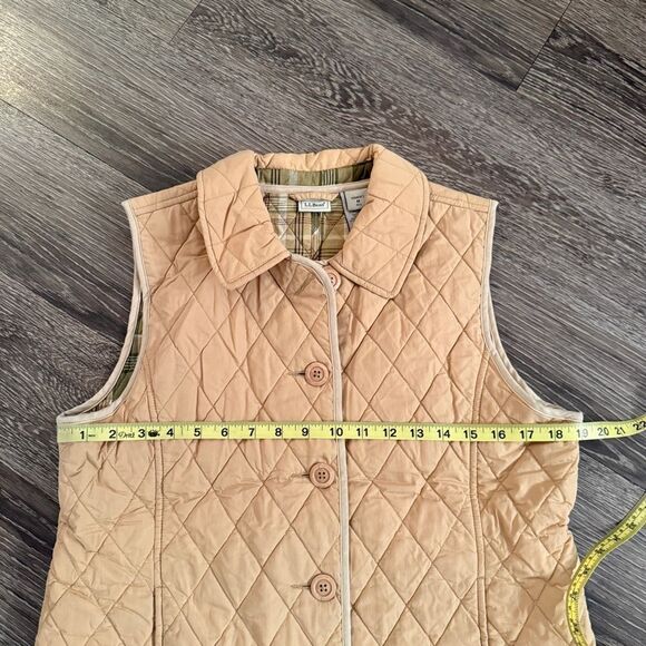 LL Bean Tan Quilted Chore Vest - Picture 4 of 6